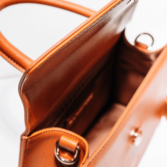 Kospire Crossbody (Auburn)